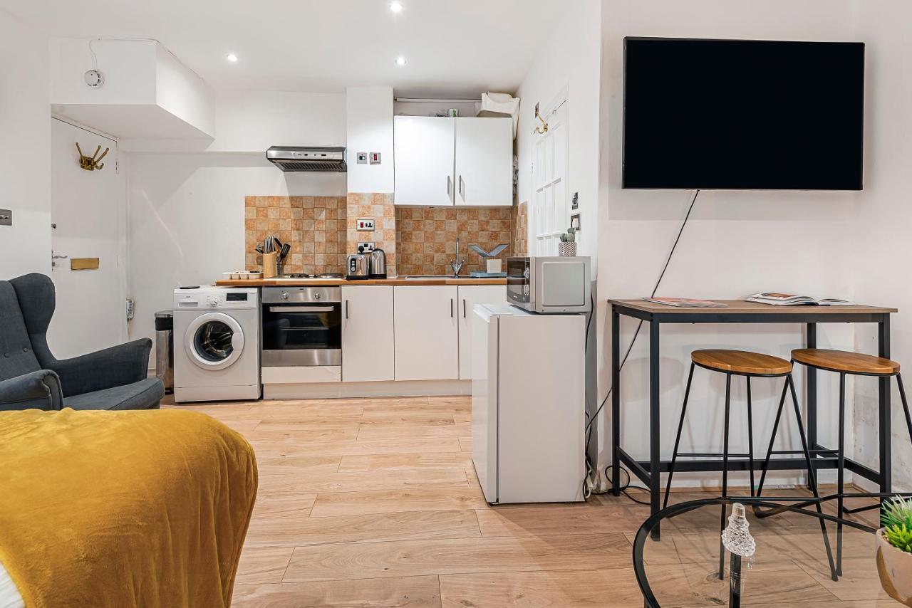 Beautiful Hyde Park Studio Flat Appartement Londen Buitenkant foto