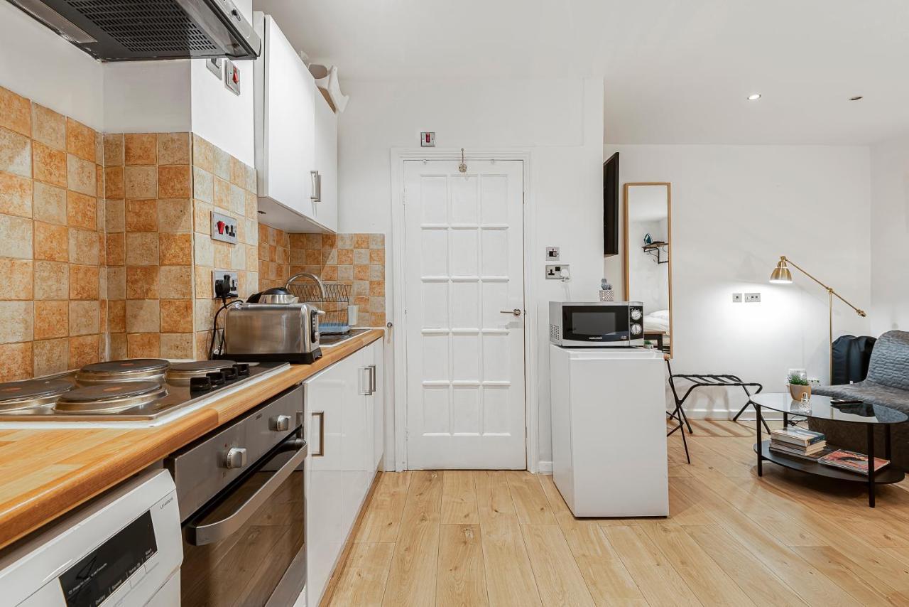 Beautiful Hyde Park Studio Flat Appartement Londen Buitenkant foto